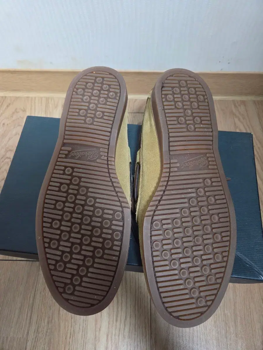 thumbnail-4